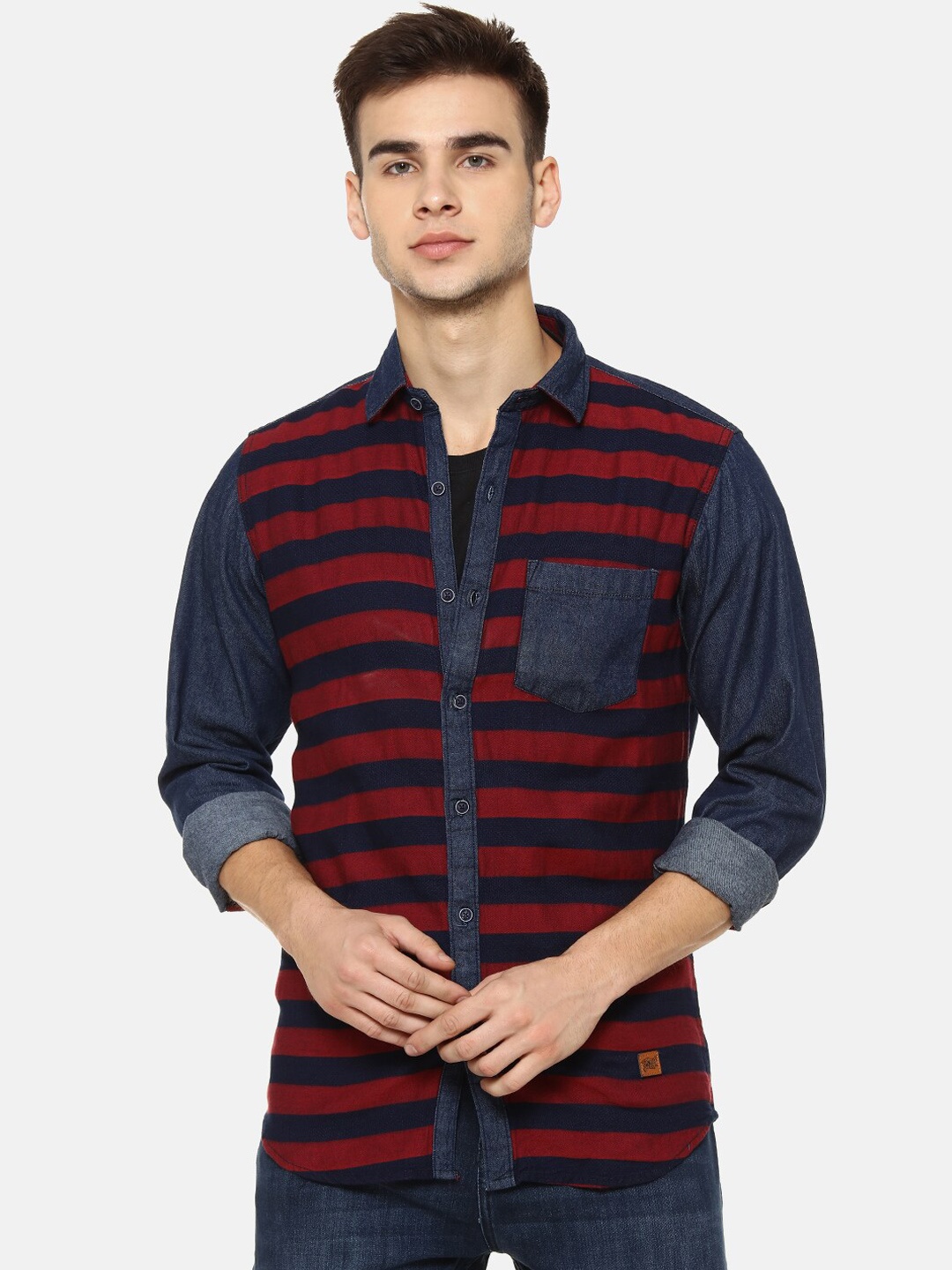 

Campus Sutra Men Red & Navy Blue Regular Fit Striped Casual Shirt