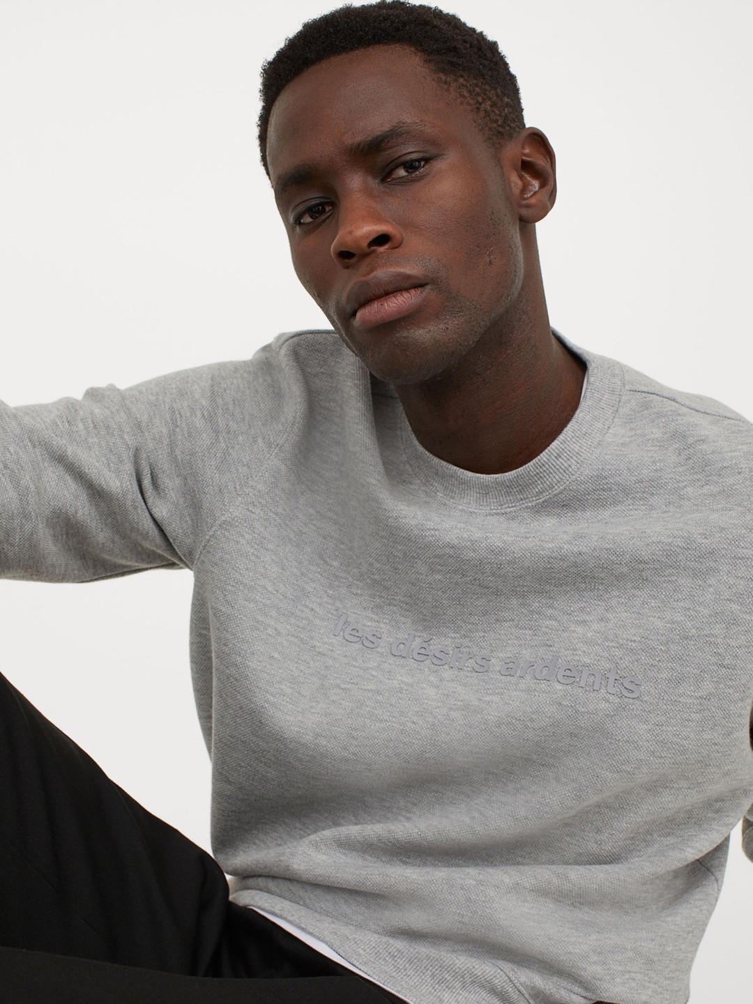 

H&M Men Grey Text-Motif Sweatshirt