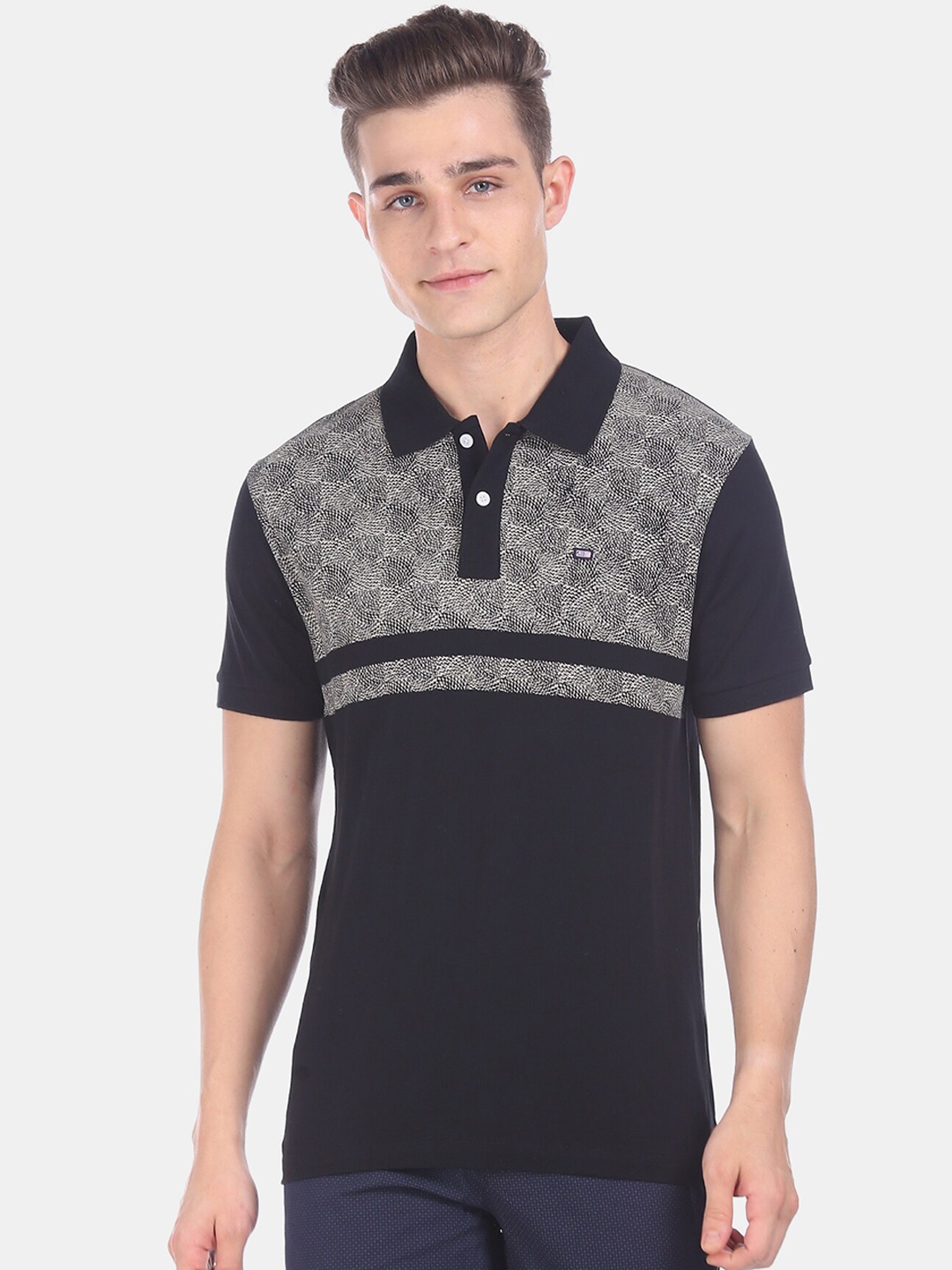 

Arrow Sport Men Black & Grey Colorblocked Polo Collar Tshirt