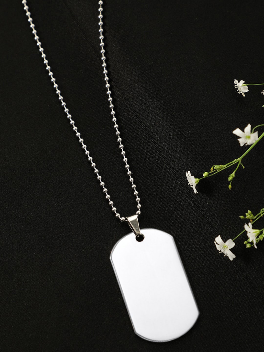 

AQUASTREET Men Silver-Plated Dog Tag Pendant With Chain