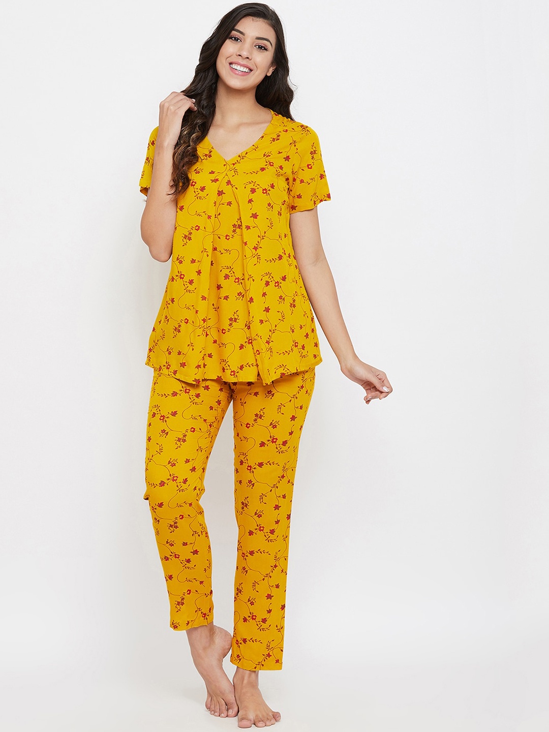 

Clovia Women Yellow & Red Printed Night Suit