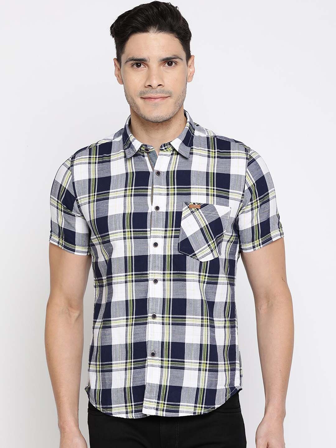 

Pepe Jeans Men White & Yellow Regular Fit Checked Casual Shirt