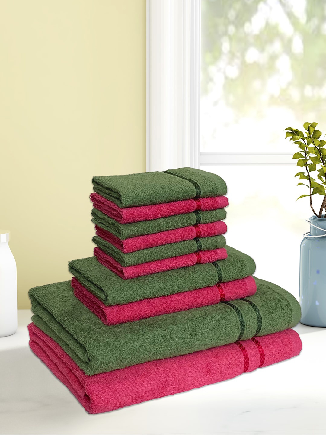 

CORE Designed by SPACES Set Of 10 Solid 380 GSM Towel Set, Green
