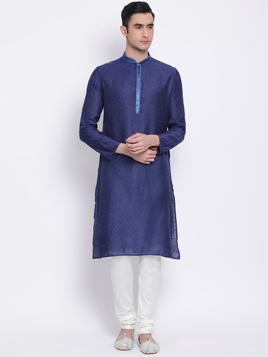 

Sanwara Men Navy Blue & White Woven Design Kurta with Pyjamas