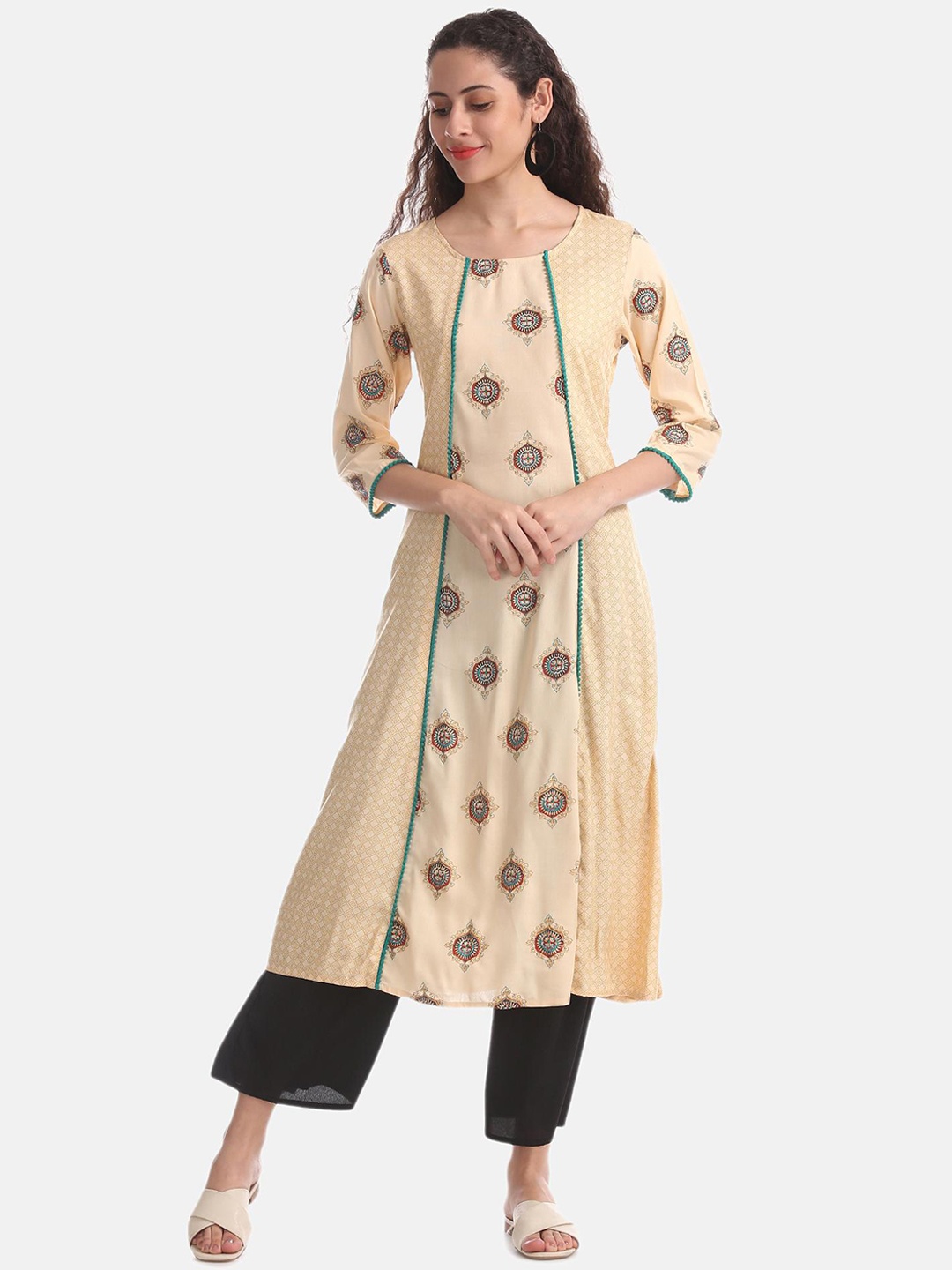 

Anahi Women Beige Printed A-Line Kurta