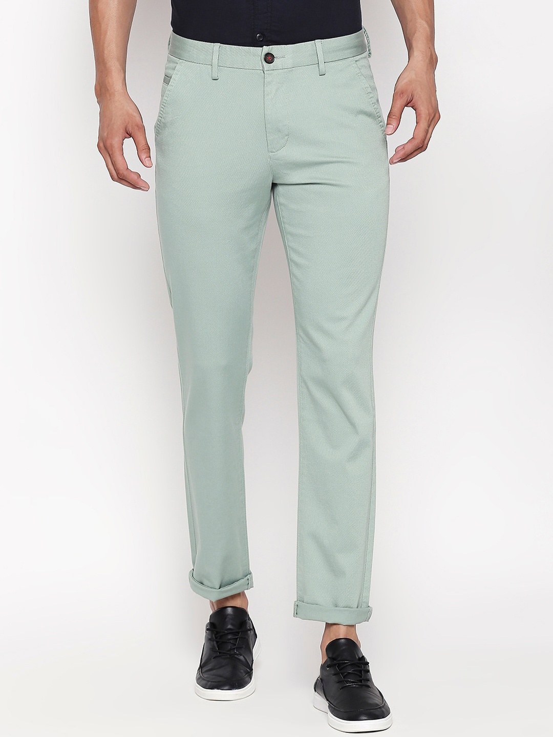 

BYFORD by Pantaloons Men Green Regular Fit Solid Chinos