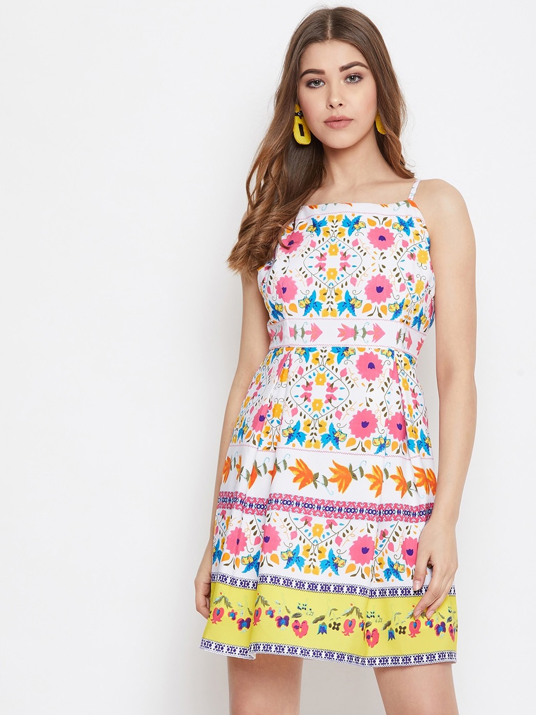 

Berrylush Women White Floral Printed A-Line Dress