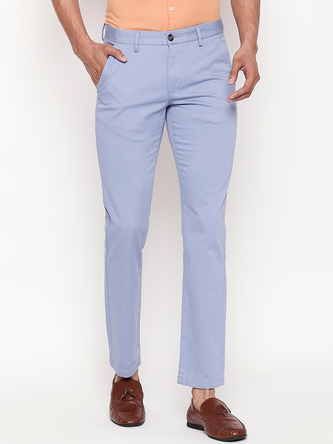 

BYFORD by Pantaloons Men Blue Regular Fit Solid Regular Trousers