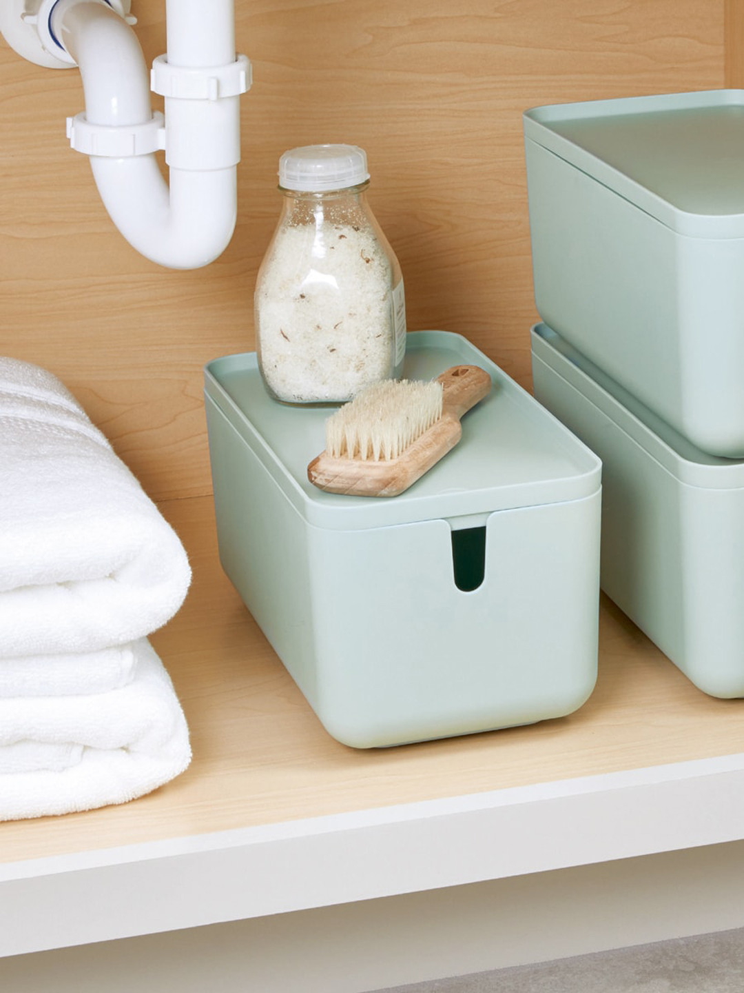 

INTERDESIGN Blue Solid Tissue Holder