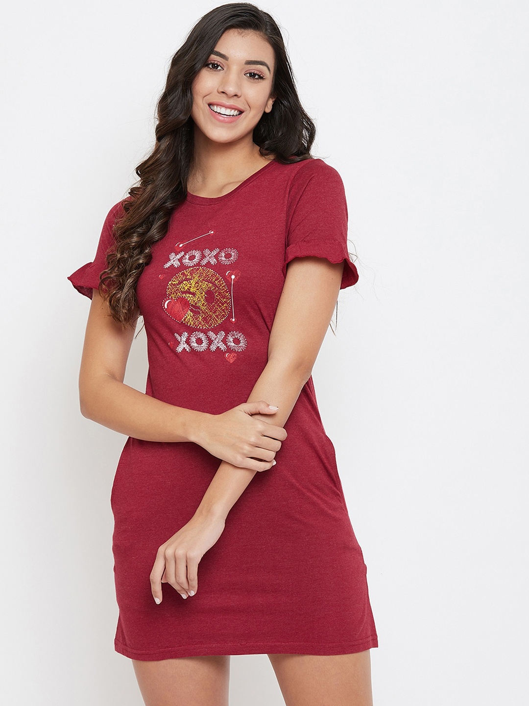 

Clovia Women Maroon Printed Nightdress