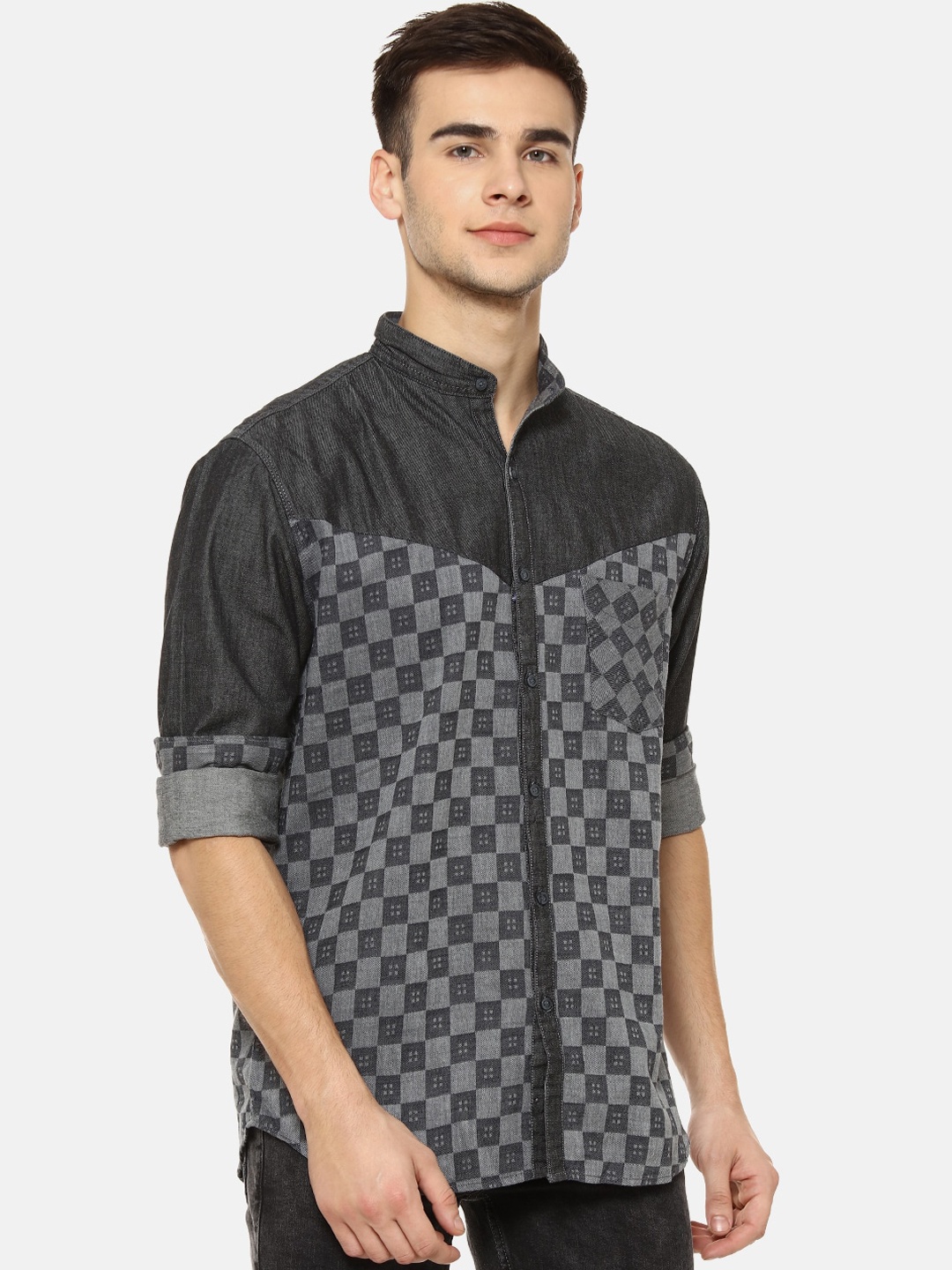 

Campus Sutra Men Charcoal Regular Fit Checked Casual Shirt