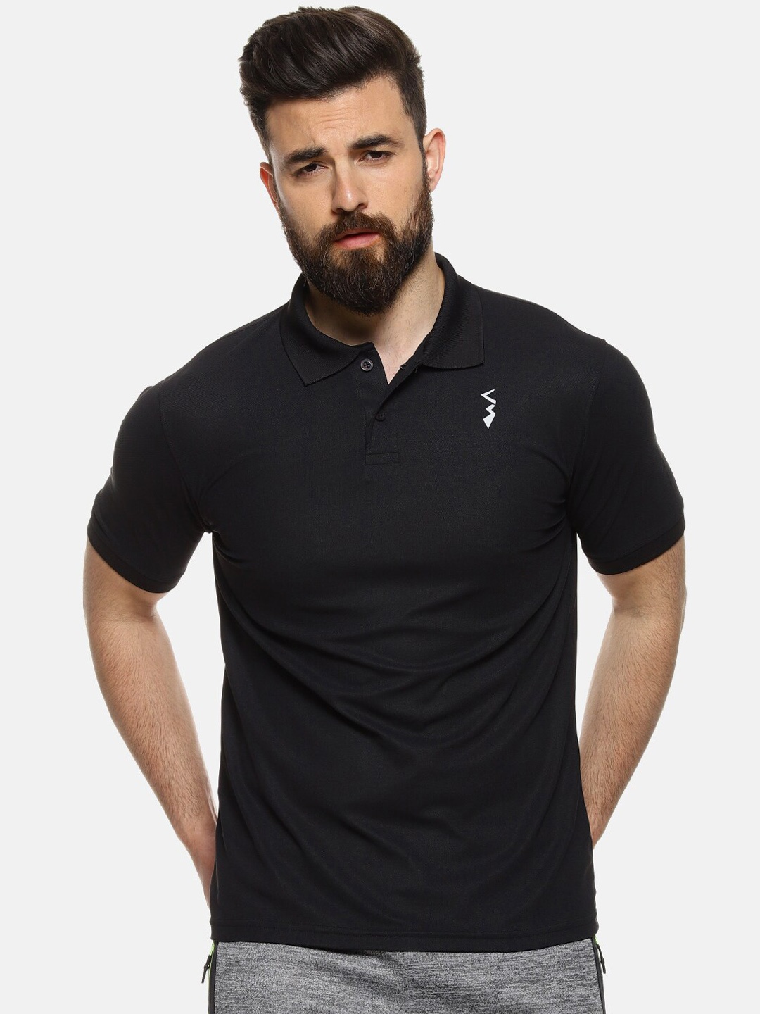 

Campus Sutra Men Black Solid Polo Collar T-shirt