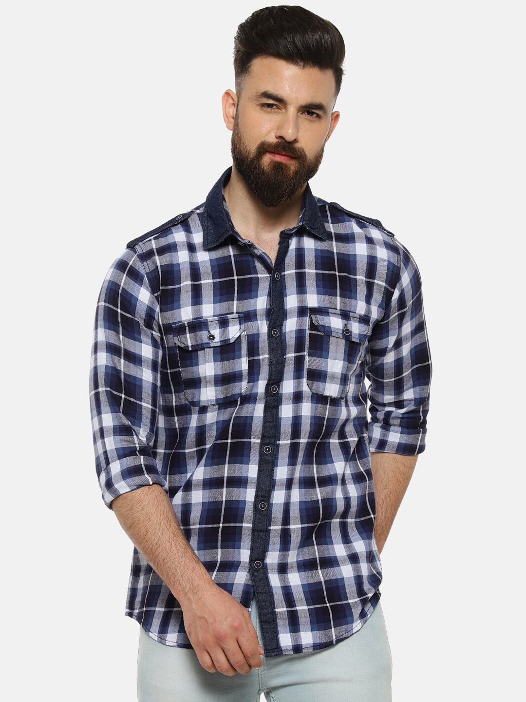

Campus Sutra Men White Regular Fit Checked Casual Shirt