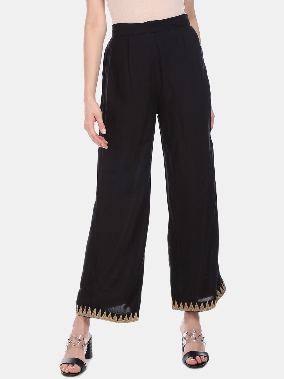 

Karigari Women Black