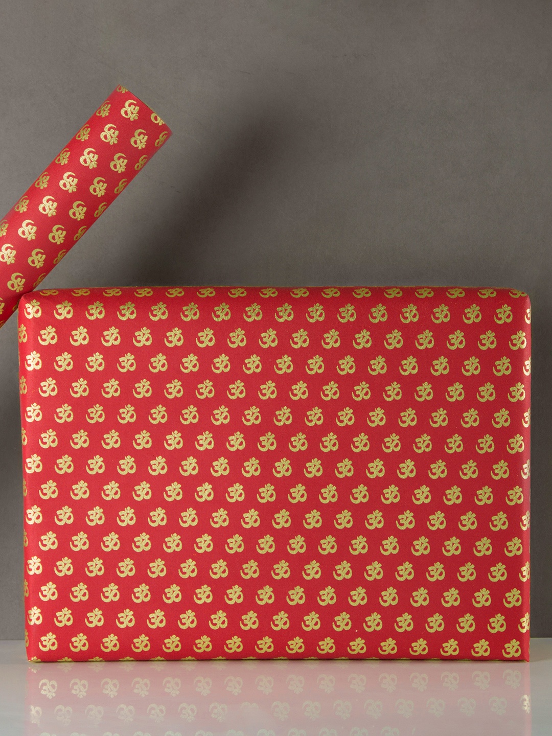 

Bigsmall Set Of 10 Red & Gold-Toned Om Print Handmade Gift Wrapping Paper