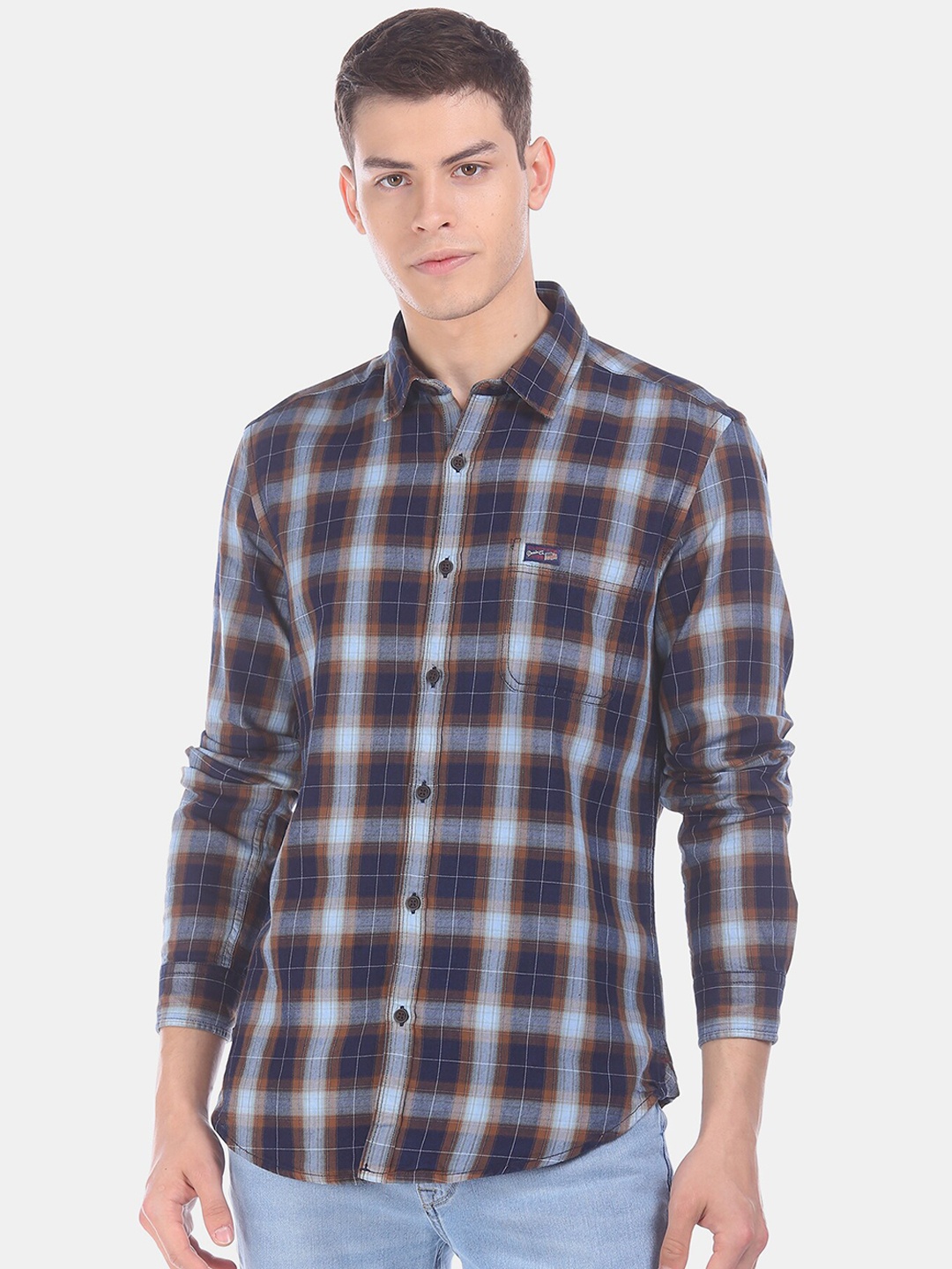 

U.S. Polo Assn. Denim Co. Men Blue & Off-White Regular Fit Checked Casual Shirt