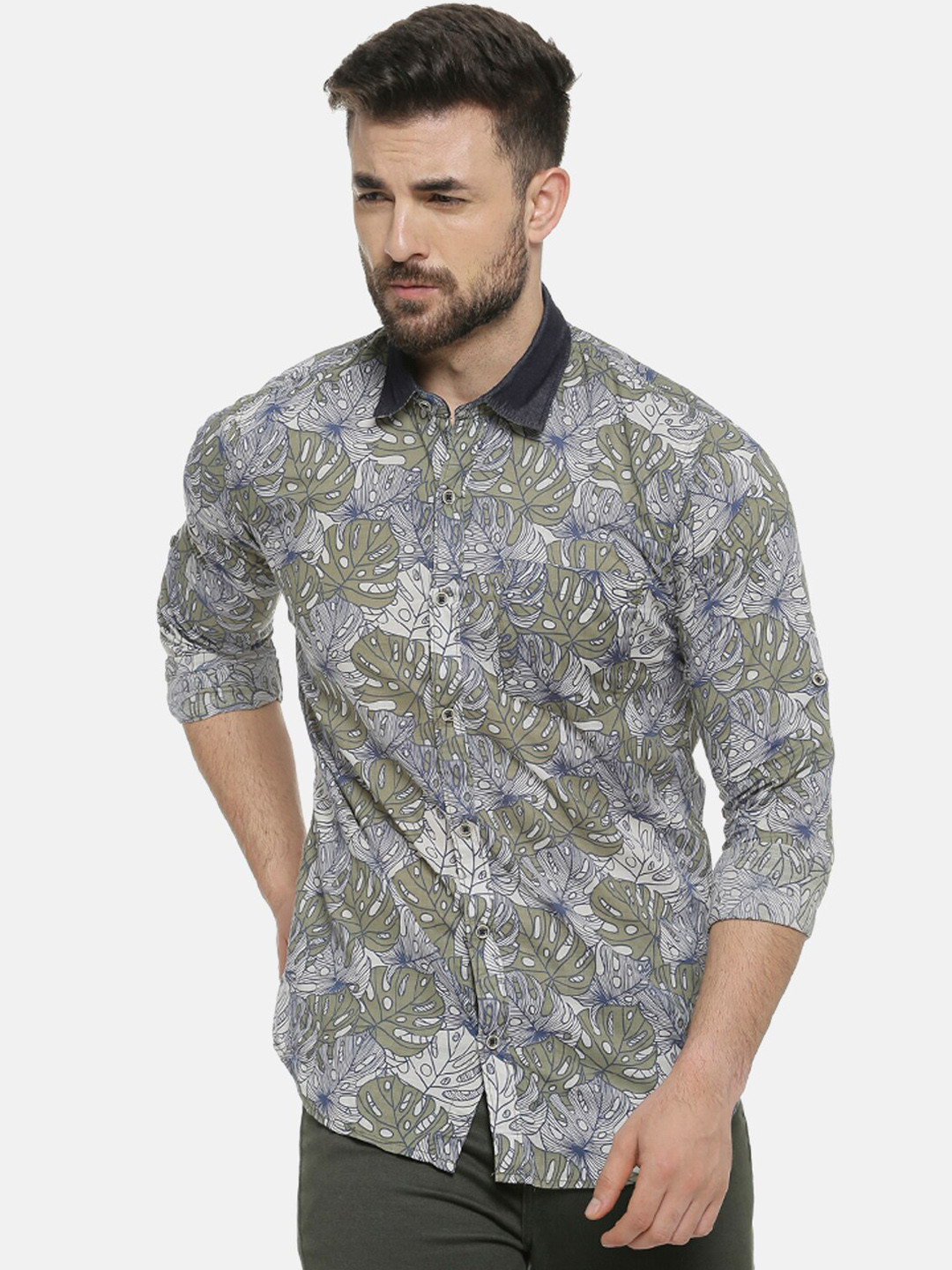

Campus Sutra Men Grey & Green Regular Fit Printed Casual Shirt