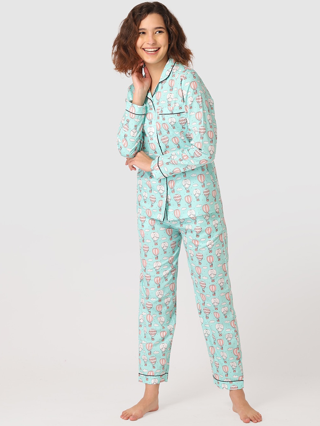

Fluffalump Women Turquoise Blue & Pink Printed Night suit