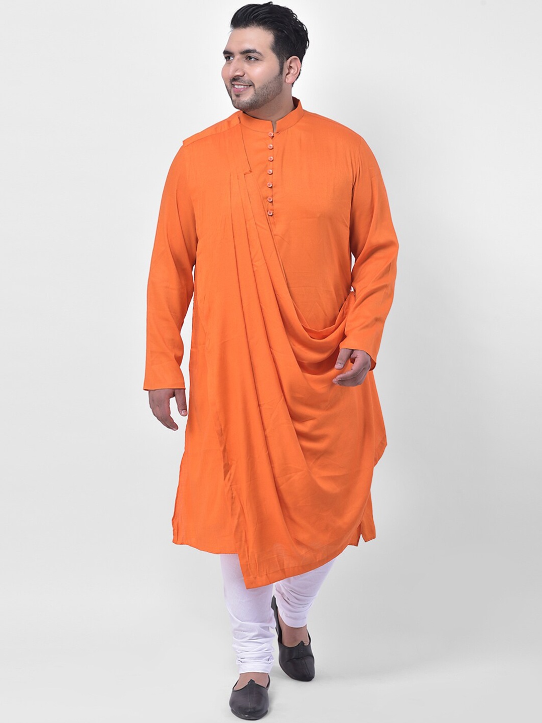 

Deyann plus Men Orange Solid Kurta