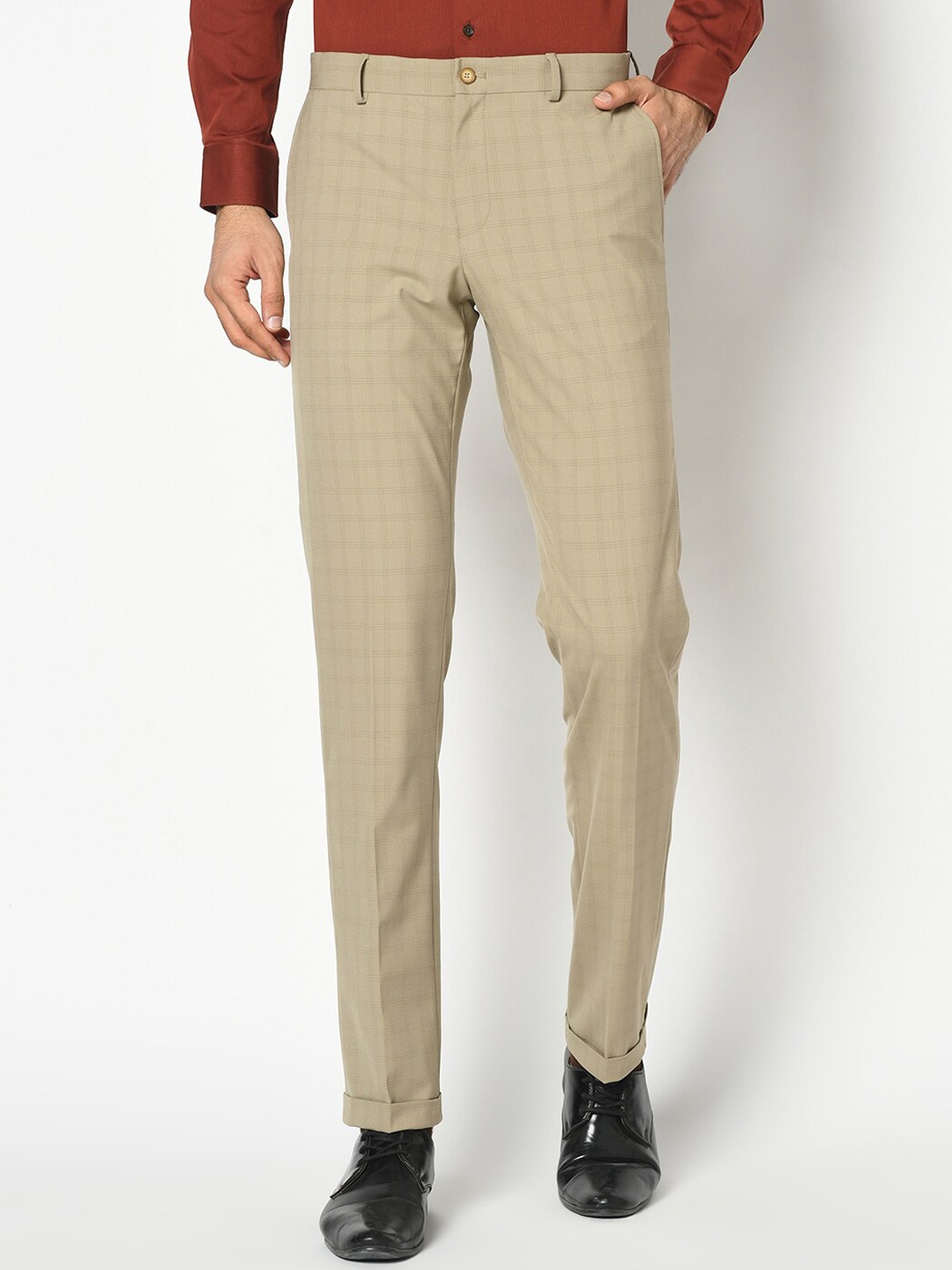 

Blackberrys Men Beige Phoenix Skinny Fit Checked Formal Trousers