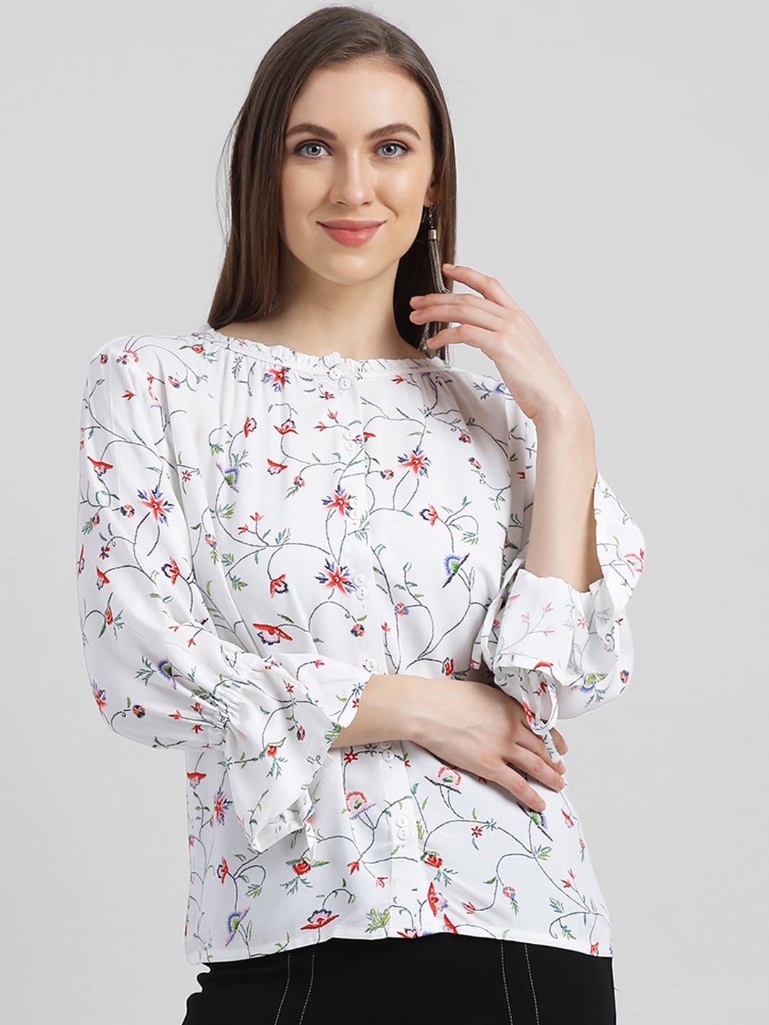 

Zink London Women White & Green Floral Printed Regular Top