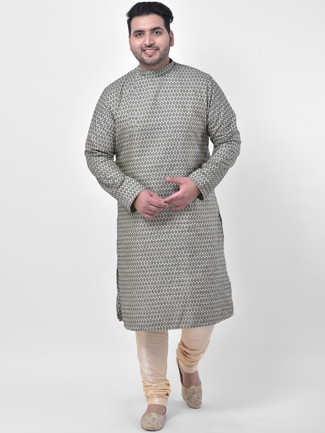 

DEYANN PLUS Plus Size Men Off White Ethnic Motifs Printed Angrakha Kurta with Churidar