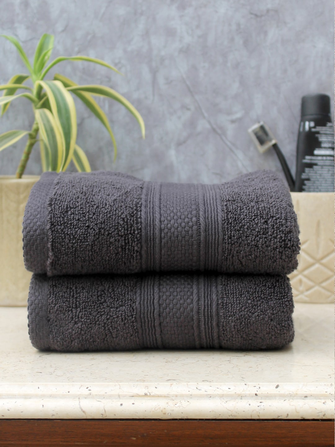 

AVI Living Set Of 2 Charcoal Grey Solid Imperial Zero Twist 560 GSM Hand Towels