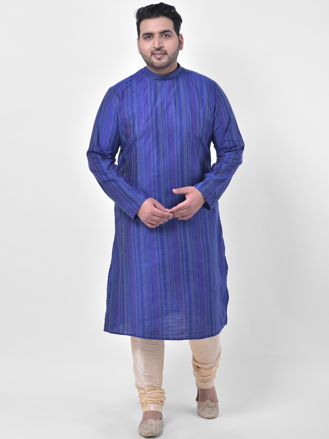 

DEYANN PLUS Men Blue Striped Jacquard Silk Kurta