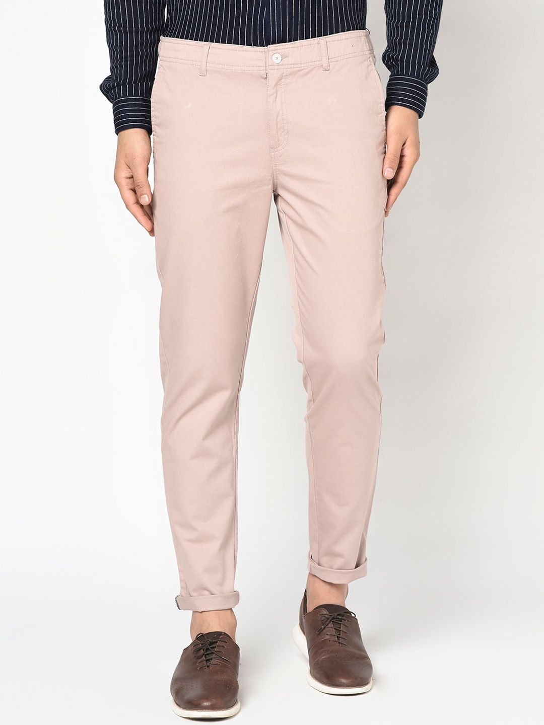 

Blackberrys Men Peach Dobby Arise Regular Fit Chinos Trousers