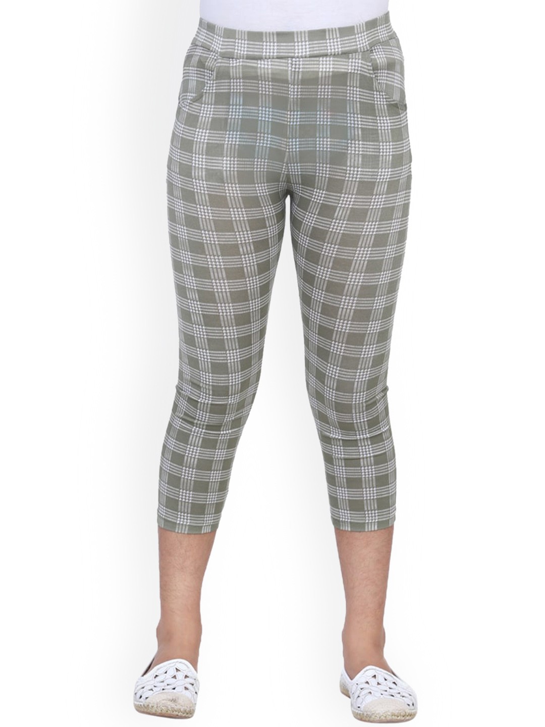 

ADIVA Girls Grey & White Checked Slim Fit Capris