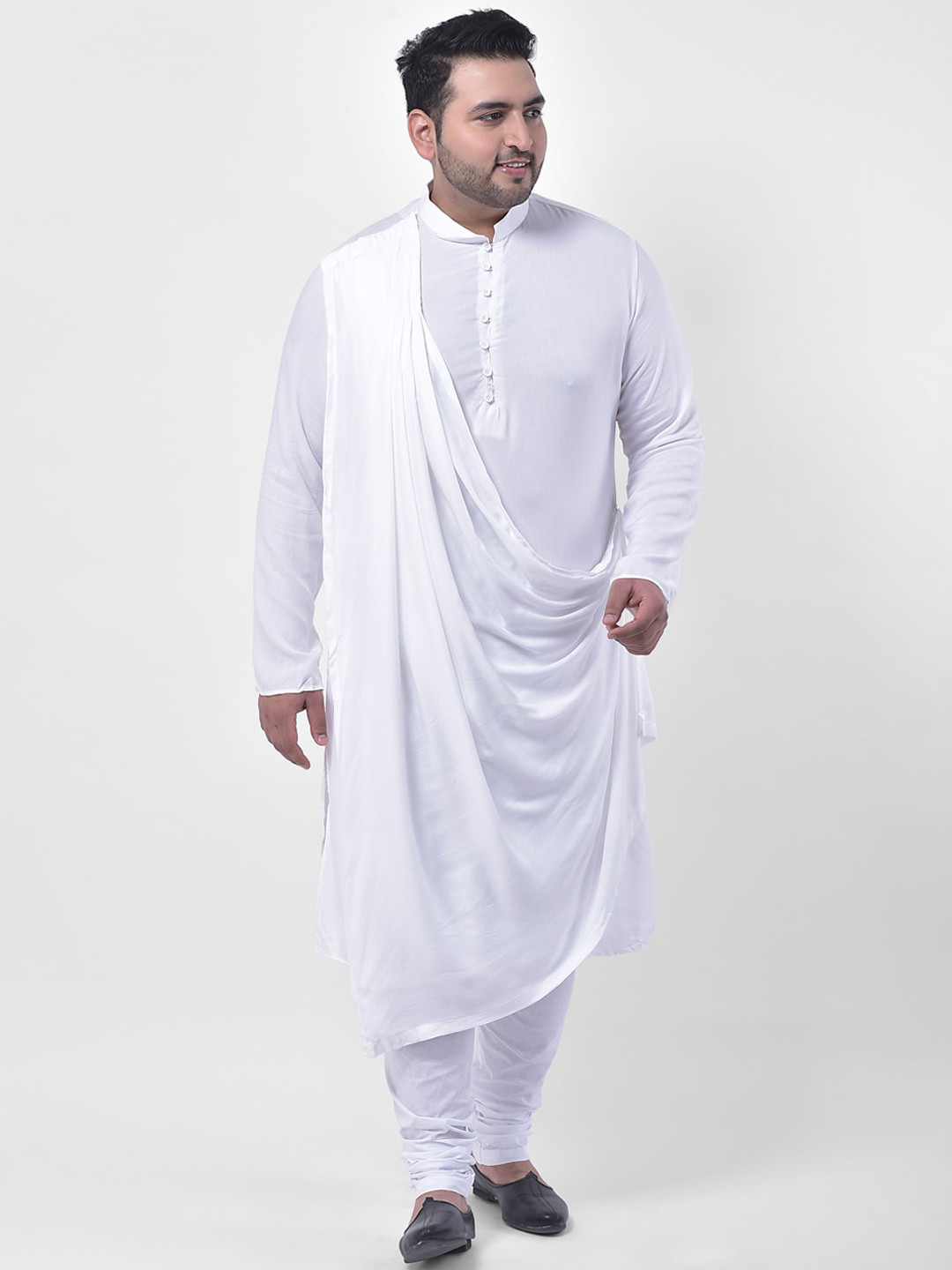 

DEYANN PLUS Men White Solid Kurta with Churidar