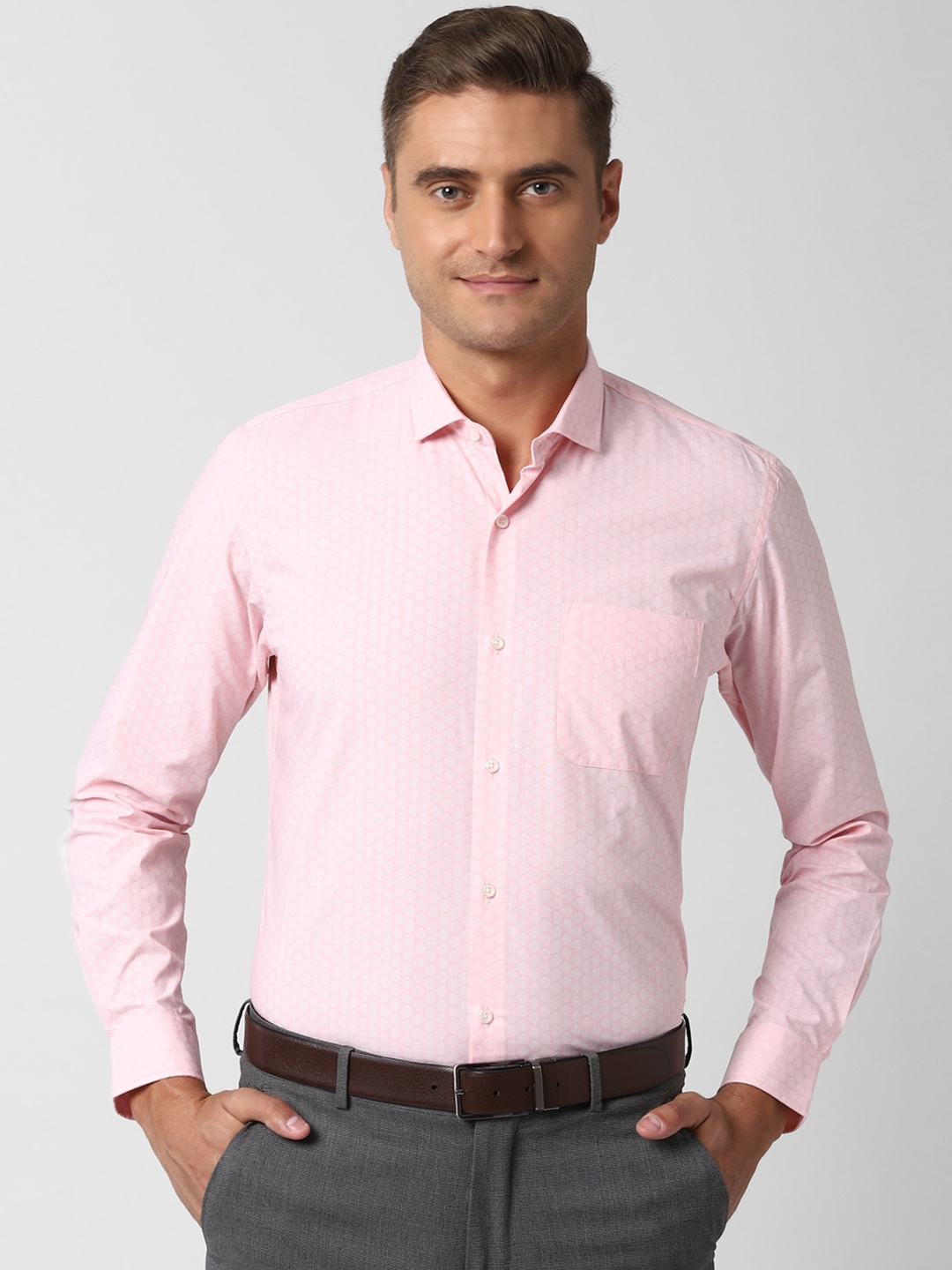 

Peter England Men Pink & Off-White Slim Fit Printed Formal Shirt