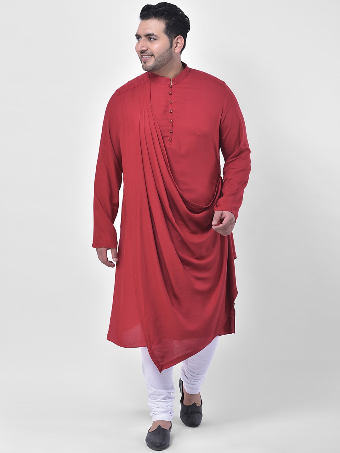 

DEYANN PLUS Men Red Pleated Dupion Silk Kurta with Churidar
