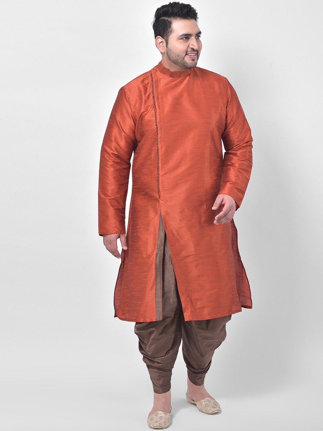 

DEYANN PLUS Men Orange Solid Kurta with Patiala