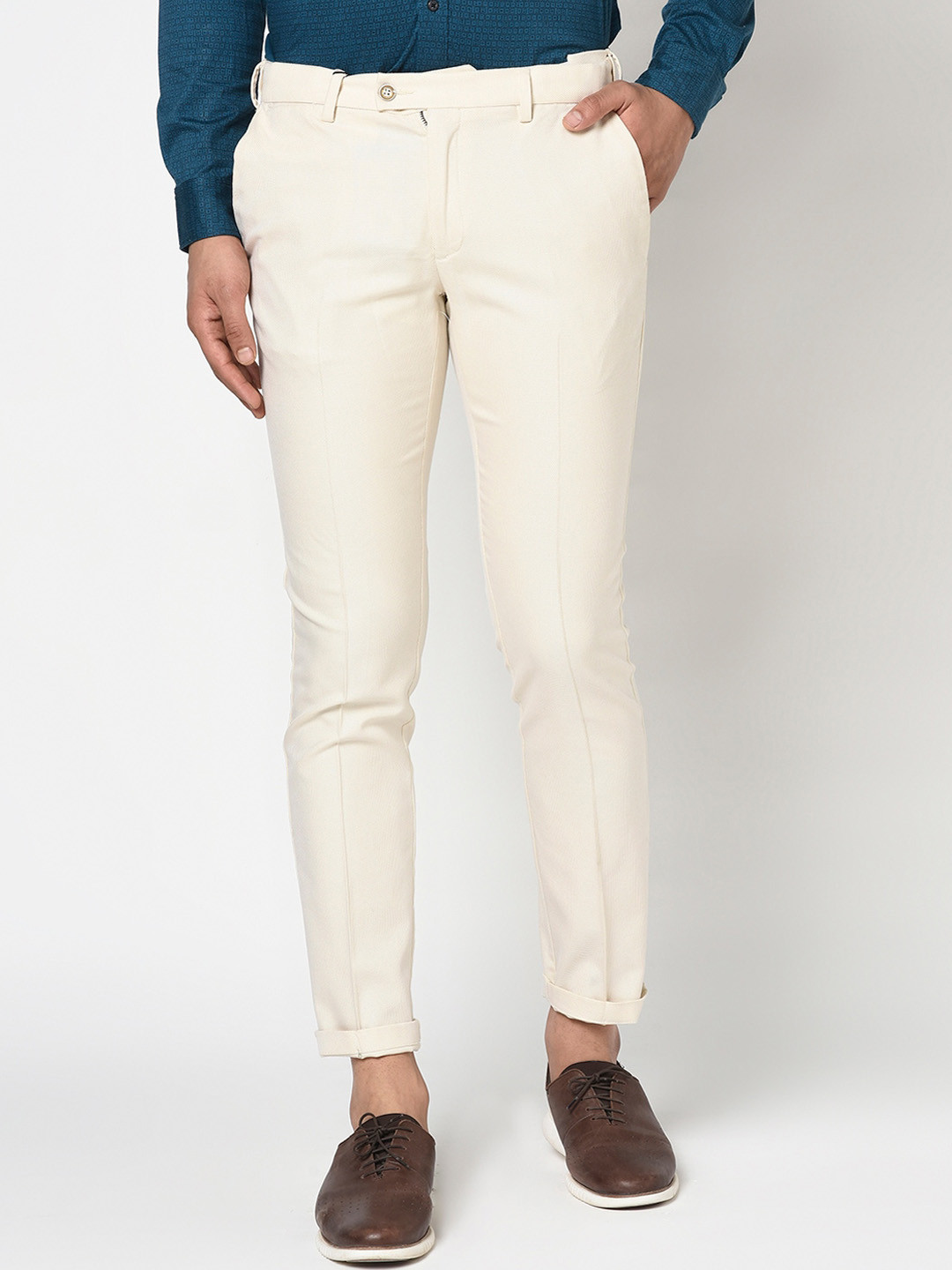 

Blackberrys Men Beige B-95 Slim Fit Solid Regular Trousers