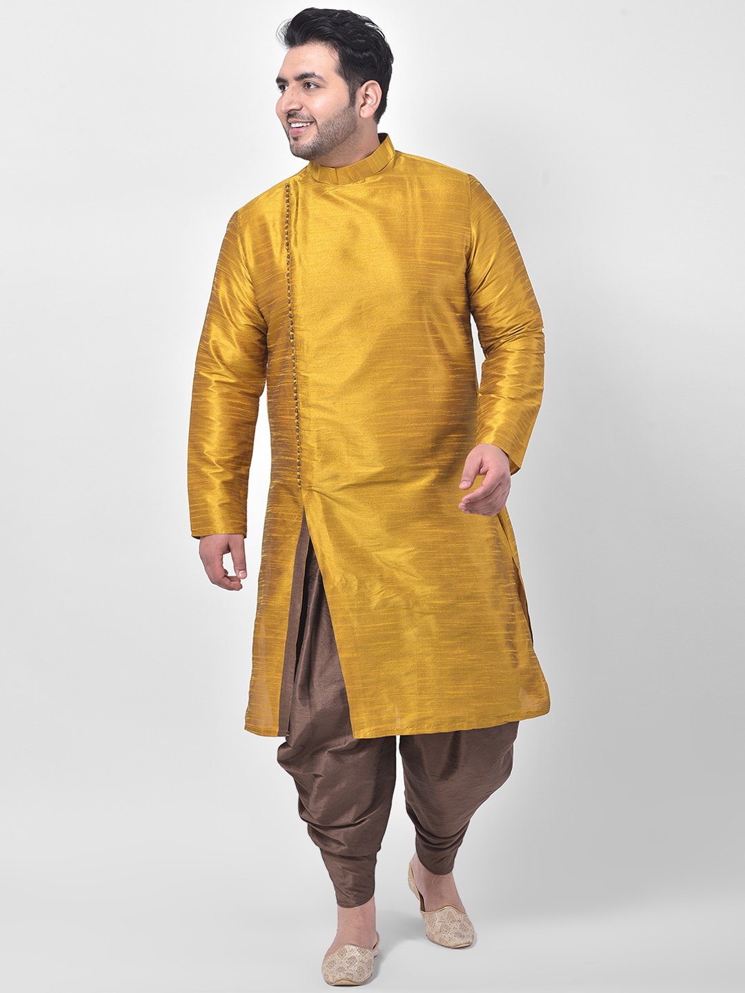 

DEYANN PLUS Men Yellow & Copper-Toned Solid Kurta with Patiala