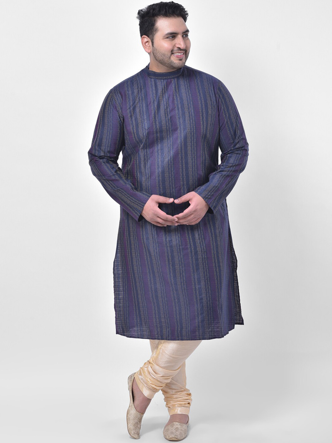 

DEYANN PLUS Men Navy Blue Striped Straight Kurta