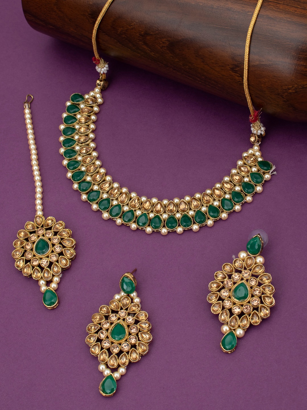 

Sukkhi LCT Gold-Plated Green & White Pearl Embellished & Stone-Studded Sustainable Jewellery Set