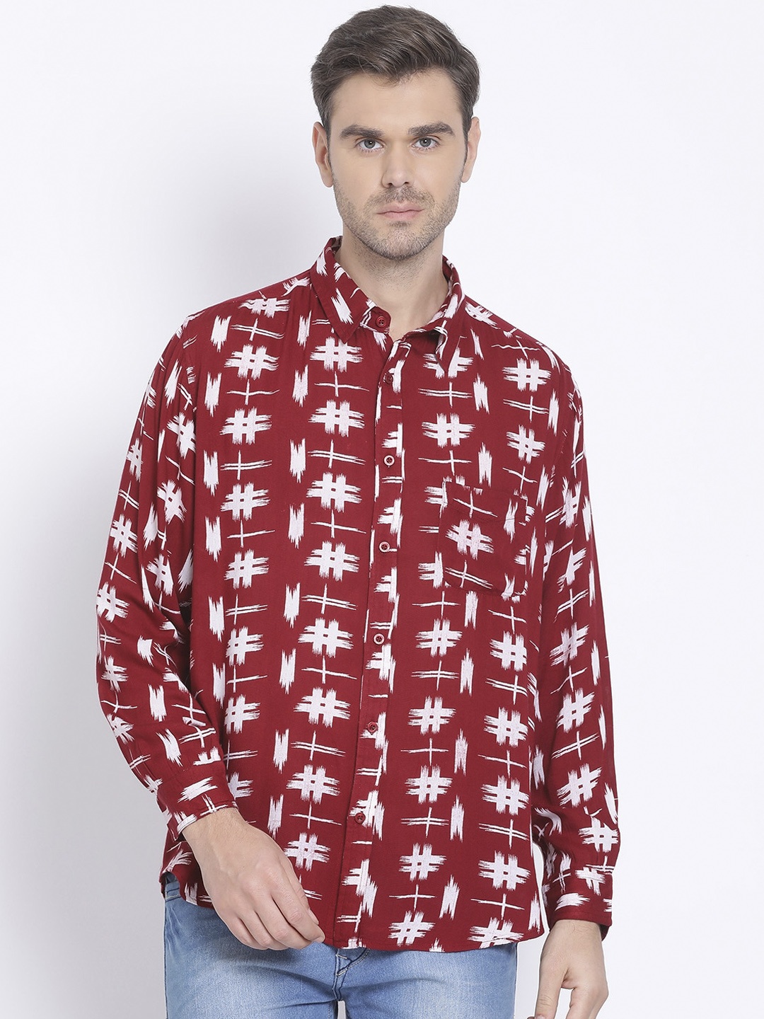 

Oxolloxo Men Red Regular Fit Printed Casual Shirt