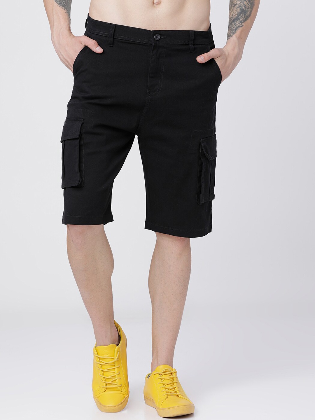 

HIGHLANDER Men Black Solid Slim Fit Cargo Shorts
