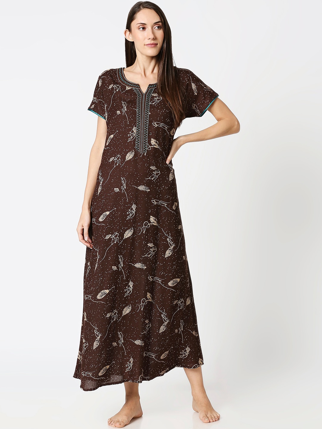 

AV2 Brown & White Printed Maternity Nightdress