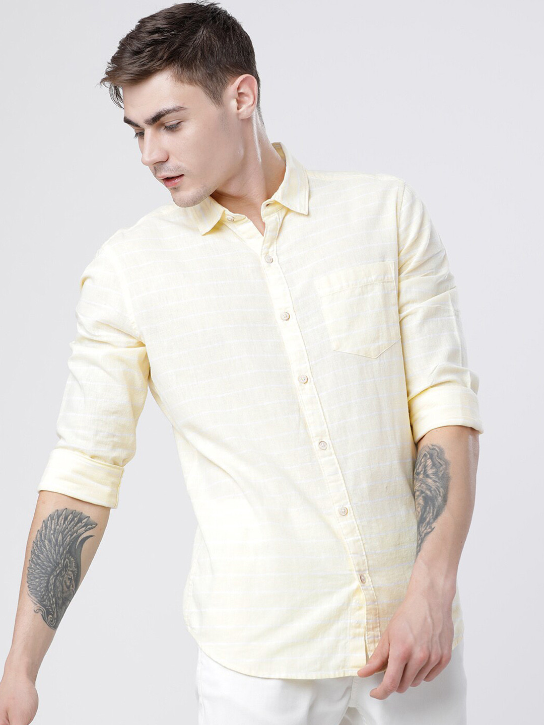 

HIGHLANDER Men Yellow Slim Fit Striped Casual Shirt