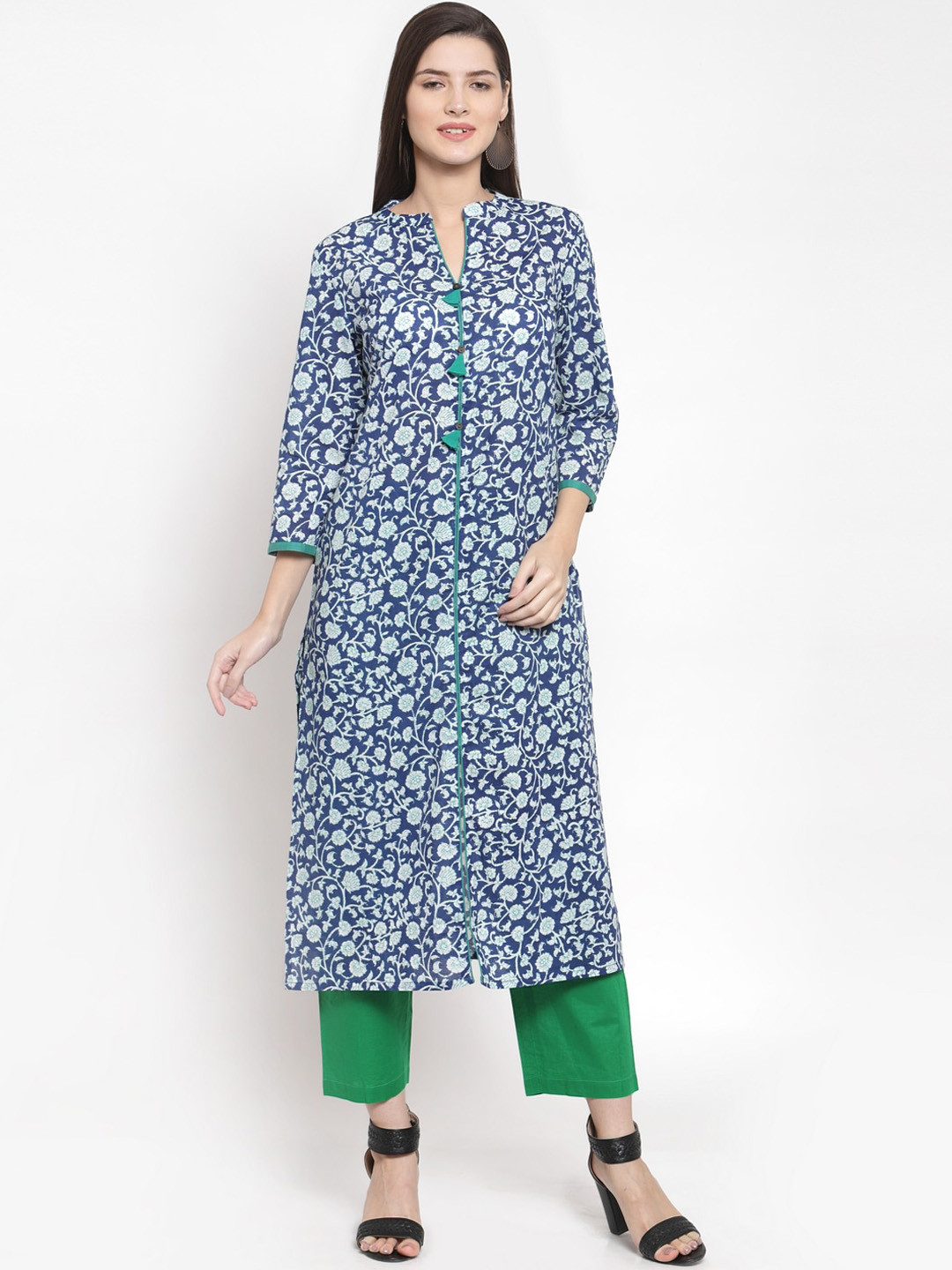 

The Kurta Express Women Navy Blue Floral Printed Kurta