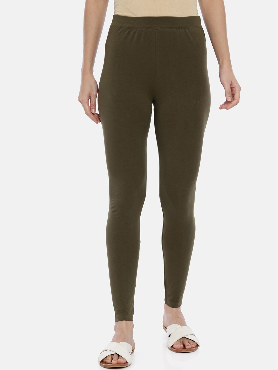 

Huggy Women Olive Green Solid Ankle-Length Leggings