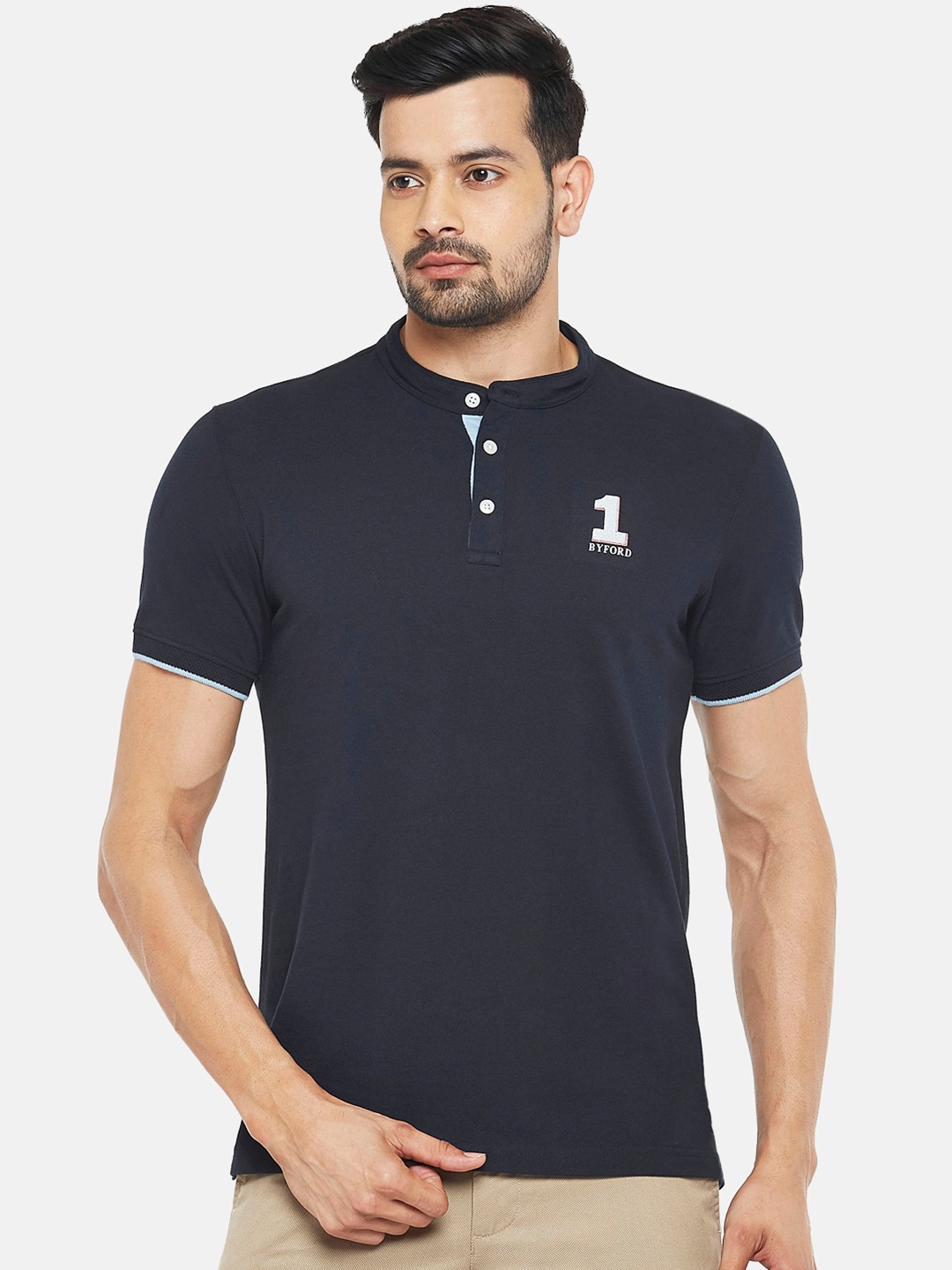 

BYFORD by Pantaloons Men Navy Blue Solid Mandarin Collar T-shirt