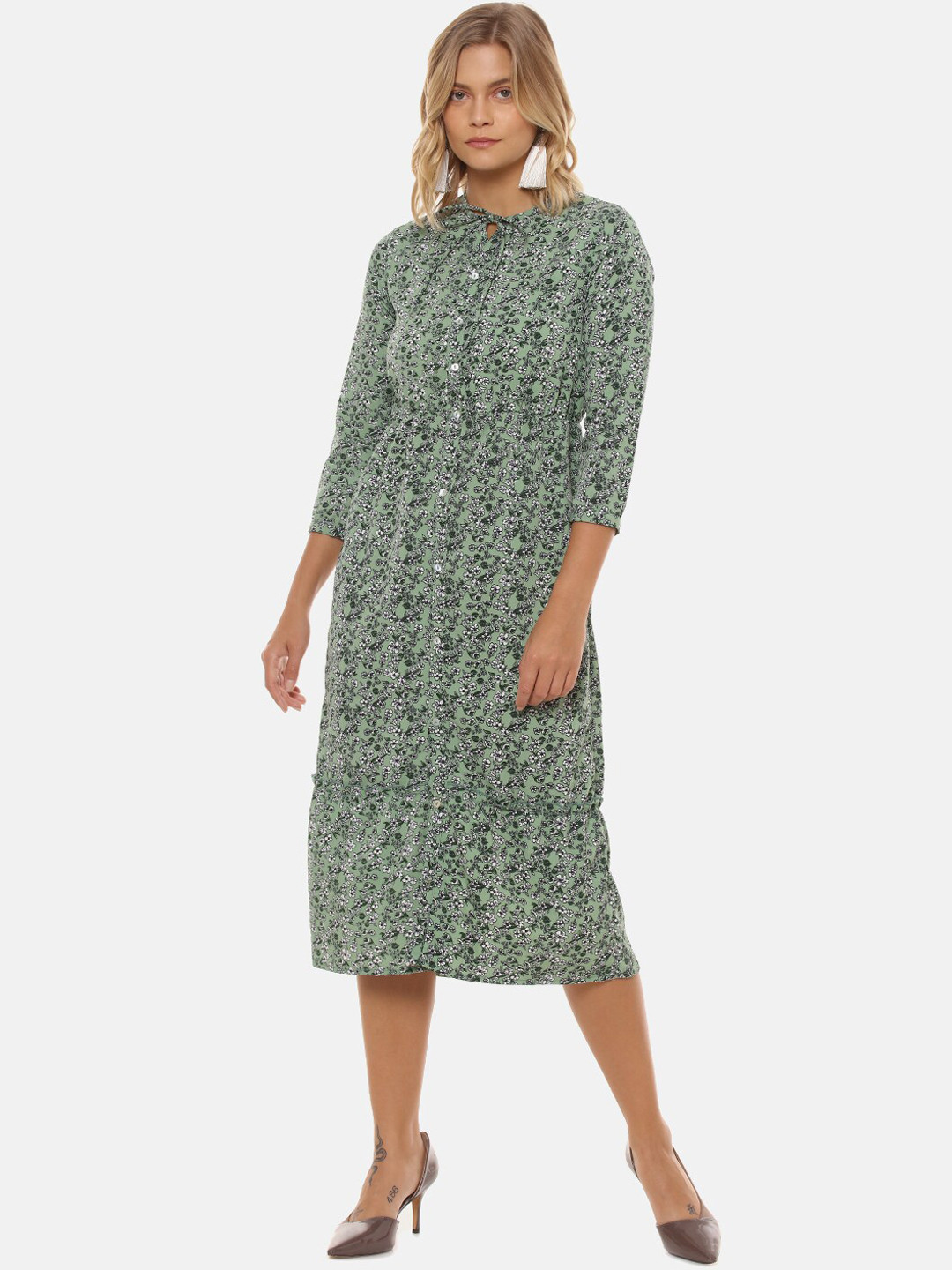 

Campus Sutra Women Green Printed A-Line Dress