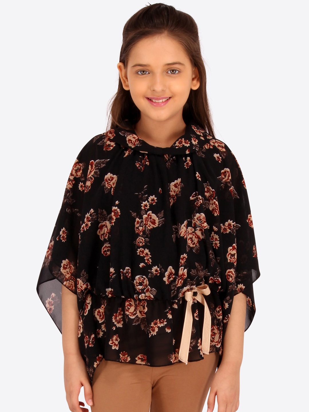 

CUTECUMBER Black Floral Printed Cape Sleeves Georgette Kaftan Top
