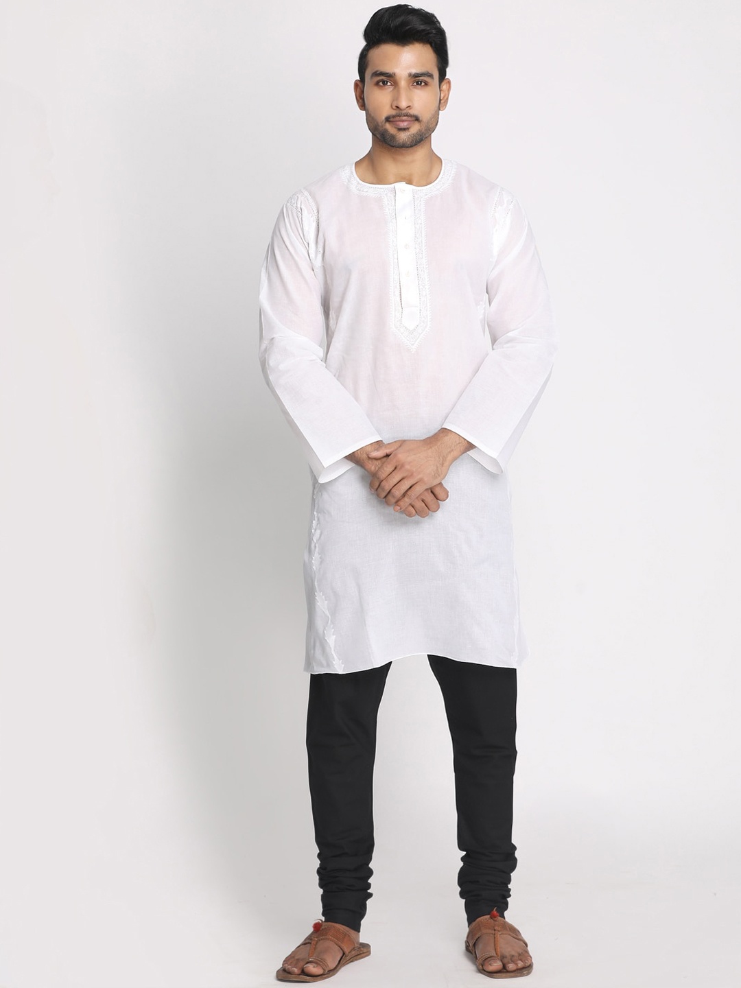 

Nakshi Men White Yoke Design Handloom Kurta