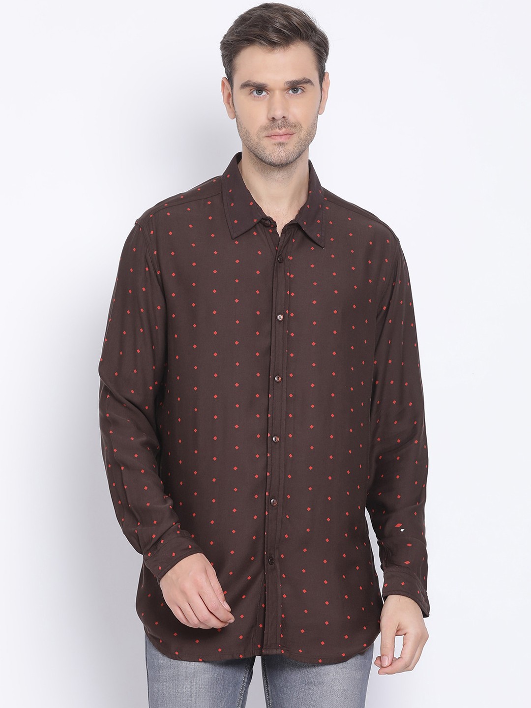 

Oxolloxo Men Brown Regular Fit Printed Casual Shirt