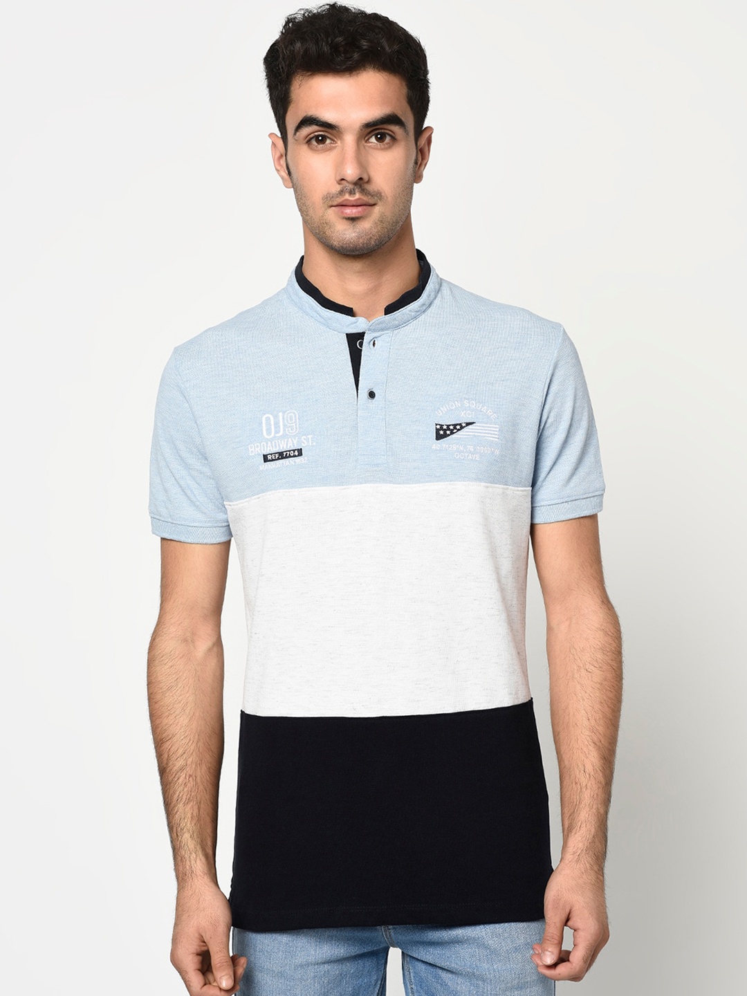 

Octave Men Blue & White Colourblocked Henley Neck T-shirt